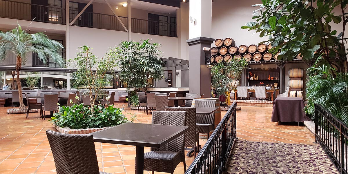 Seating Area at Embassy Suites Napa Valley