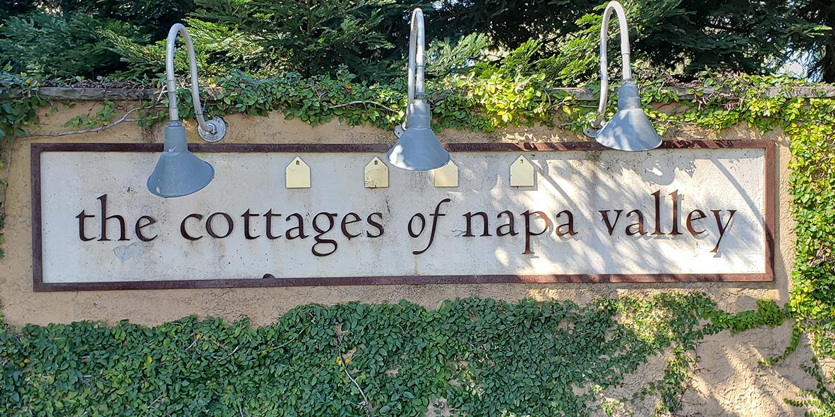 The Cottages of Napa Valley Sign