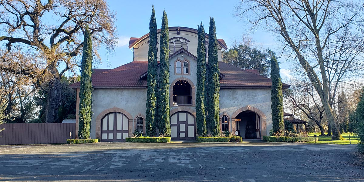 Napa Valley Wineries that Allow Food